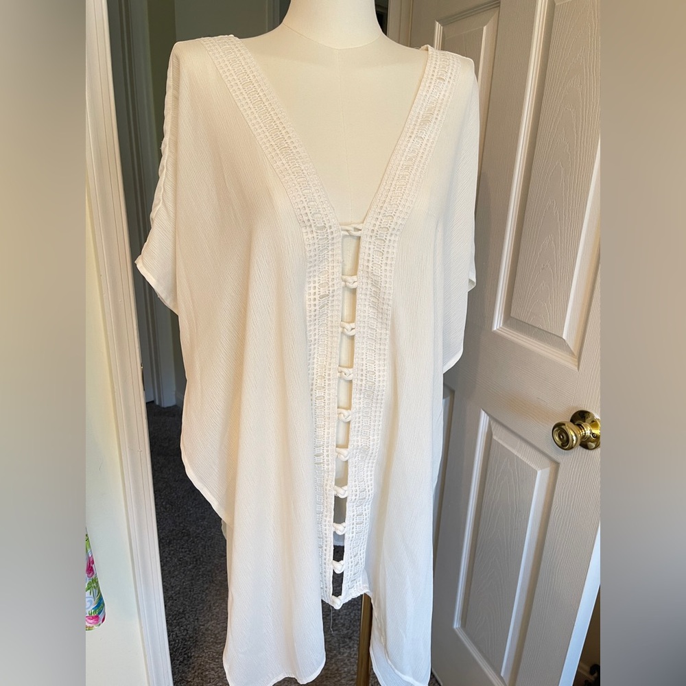 EUC Elegant White Tunic Cover Up with Button Detail